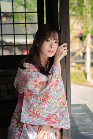 海贼王女帝h漫